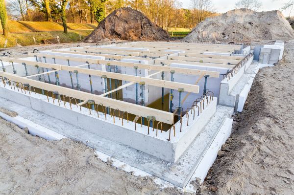 Settling Foundation Service in Daphne
